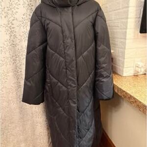 Banana Republic Women's Long Black Puffer Coat